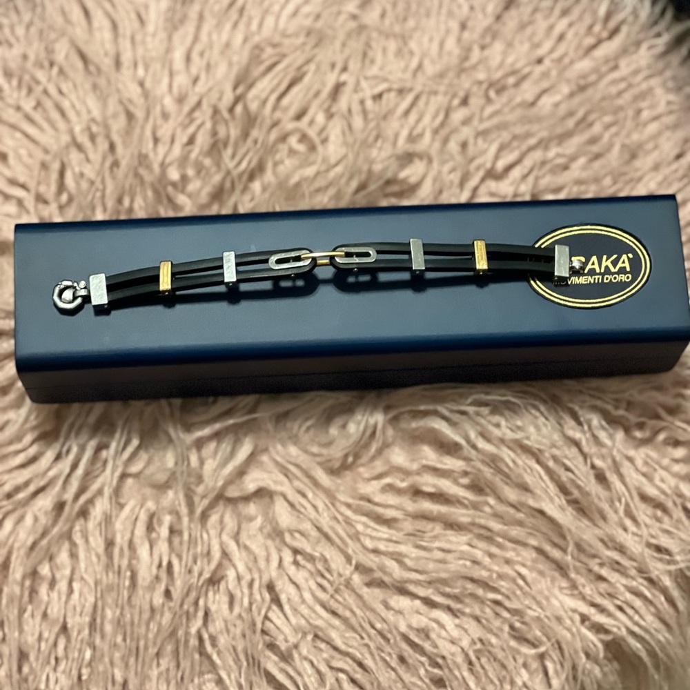 Baraka 18K gold leather Bracelet with Dimond lock